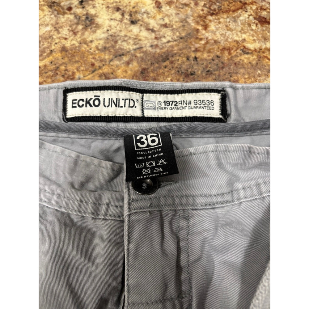 Ecko Unltd Cargo Shorts - Picture 3 of 5